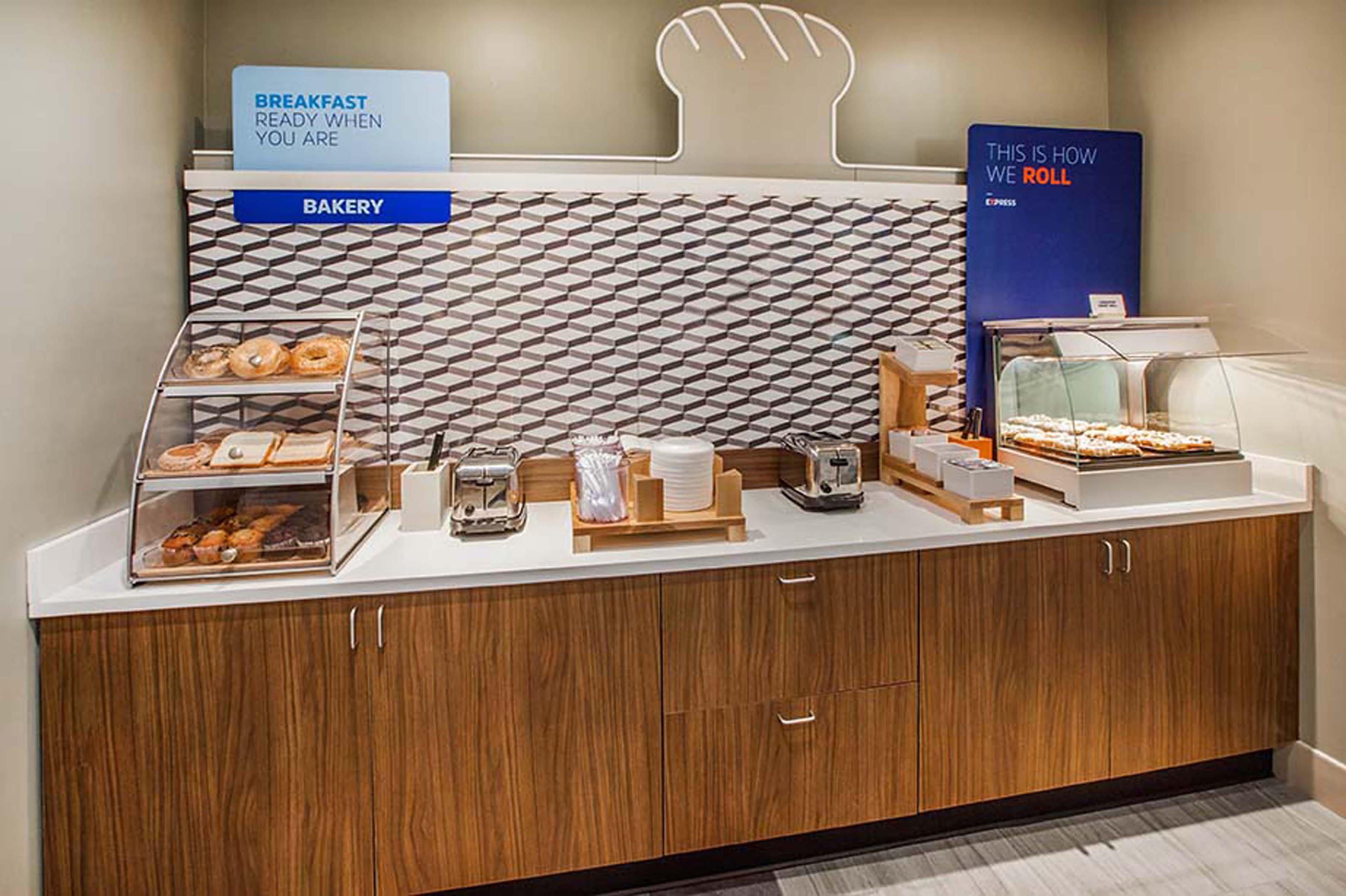 Holiday Inn Express Hotel & Suites Beaumont Northwest By Ihg Екстер'єр фото